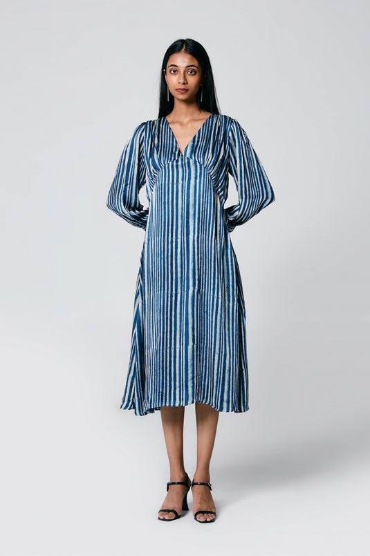 V neck dress