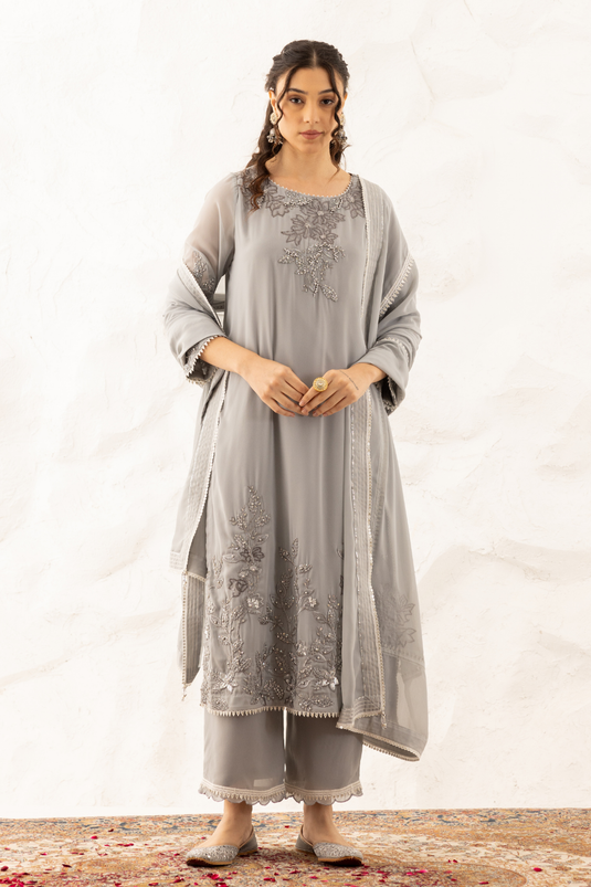 Yukti Suit With Plazzo