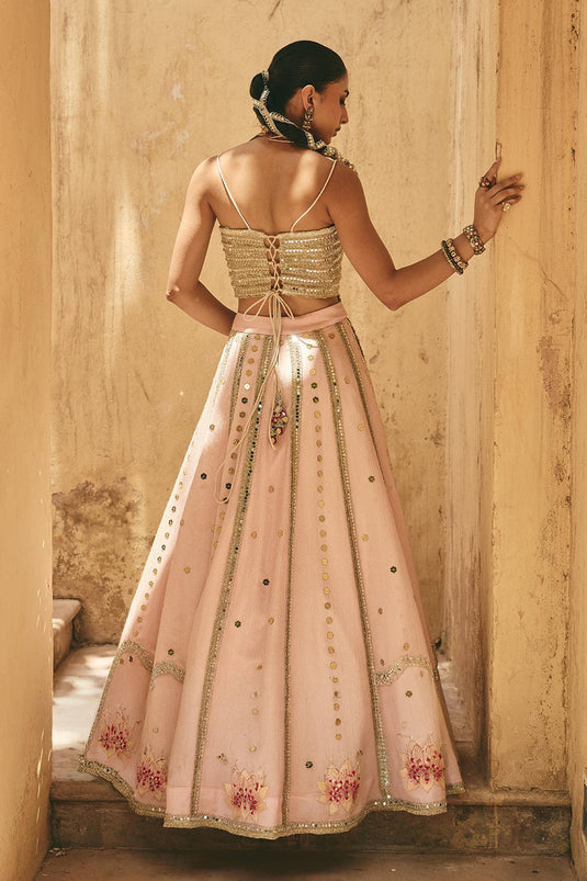 AKS-E-KAMAL