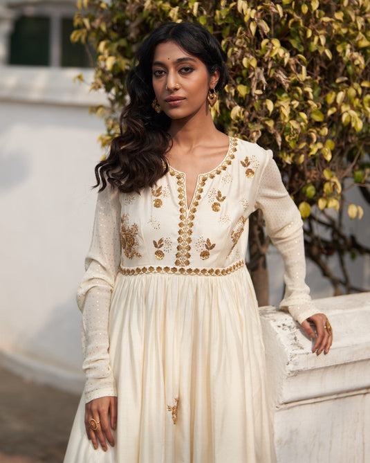 Salma Sitara Rani Kali Kurta set