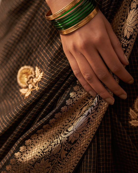 Surma Rani phool saree & blouse