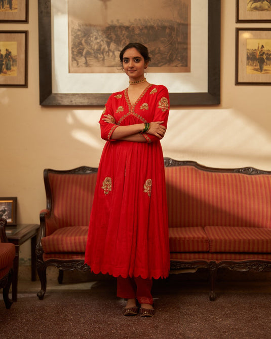 Surkh laal Rani Zardosi Kurta set