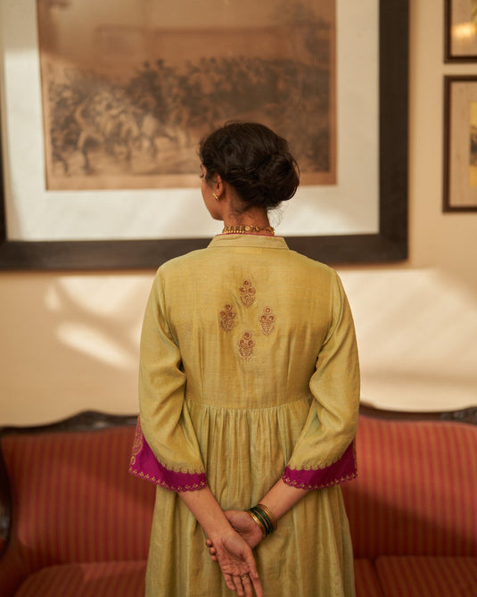 Pista Jamuni Rani Kurta set
