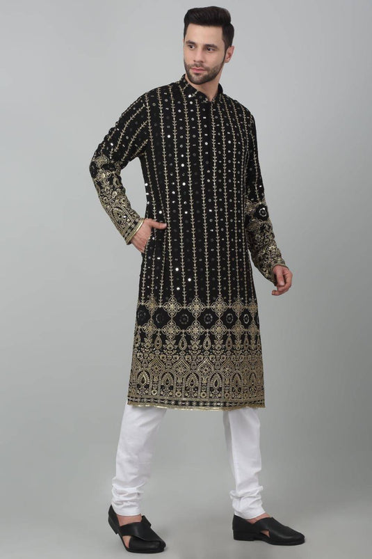 Jahanuma Mughal Embroidered Kurta Set