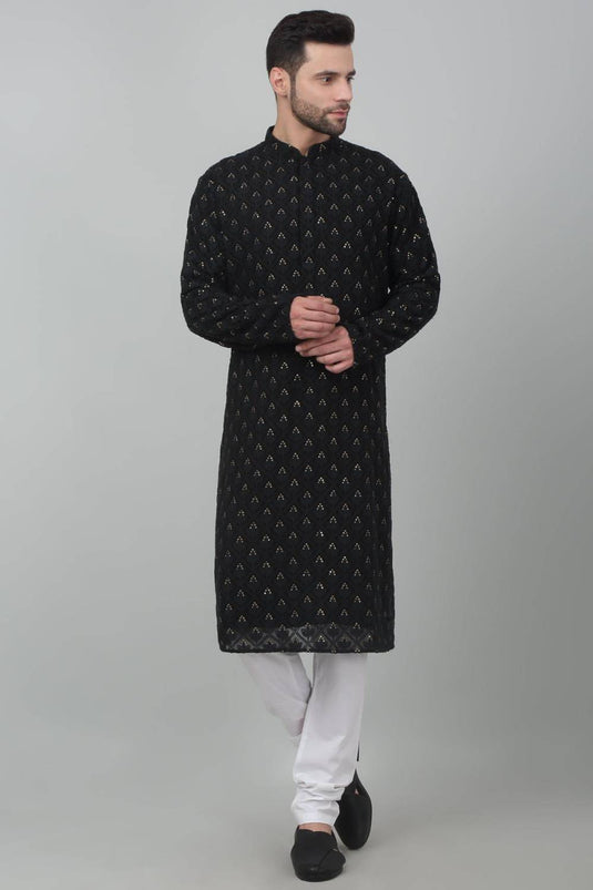 Jahaan Thread Embroidered Kurta Set