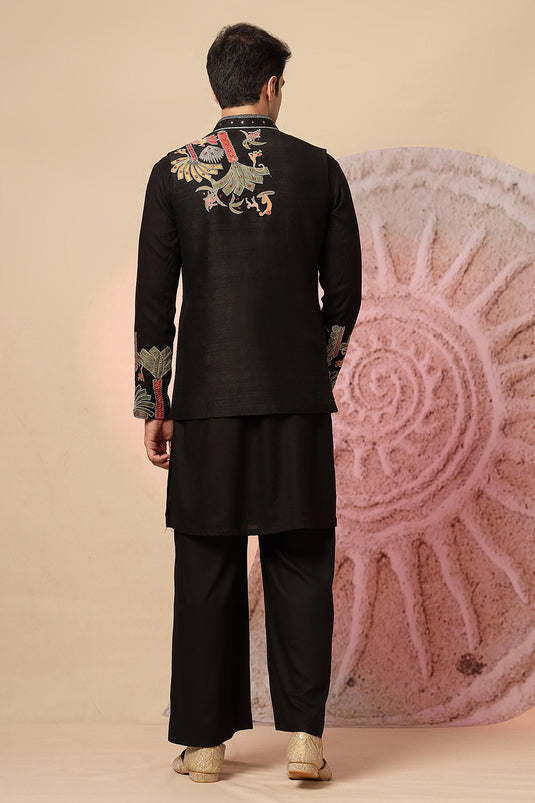 Black Indo-Western Kurta Set With Embroidered Nehru Jacket