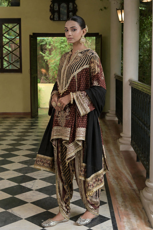 Brown Crepe Draped Kurta With Black Dupatta And Patiala Pants