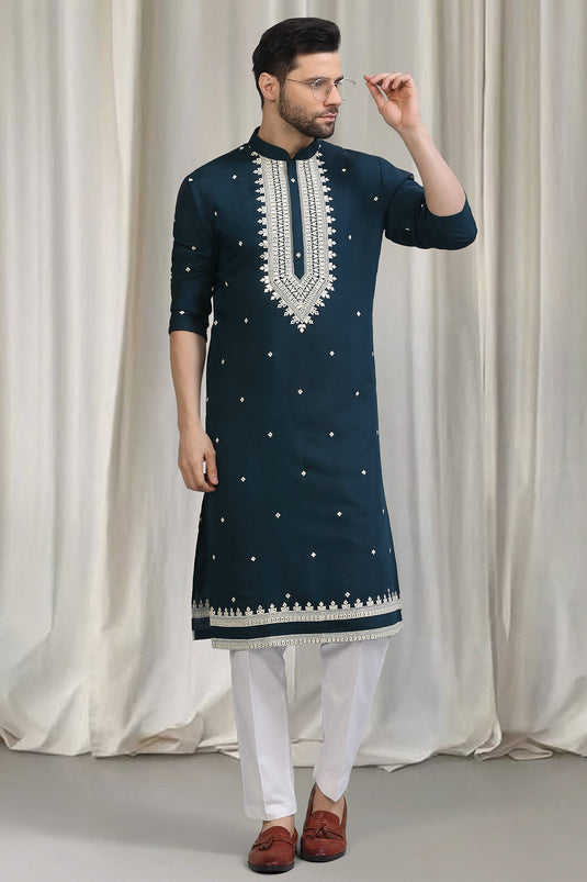 Classic Embroidered Kurta With Back Elastic Pants