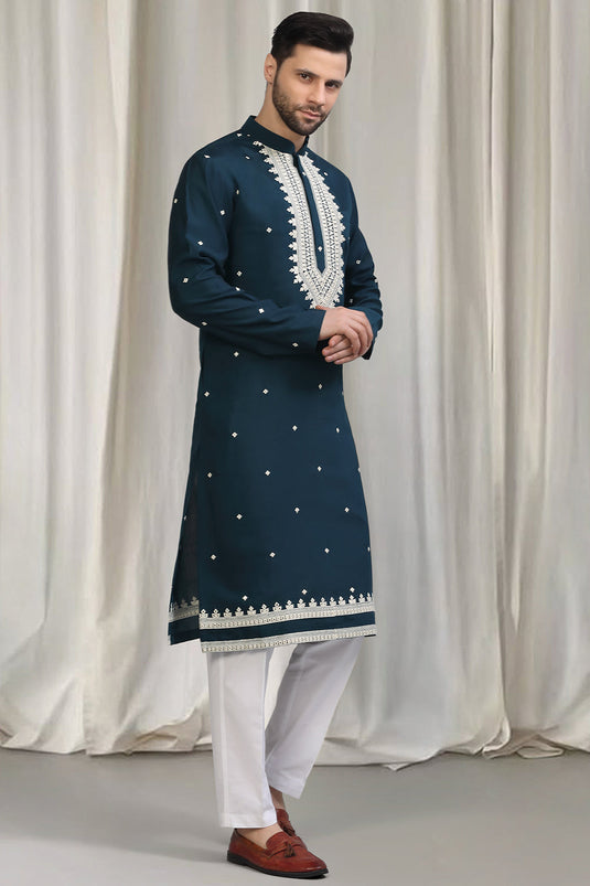 Classic Embroidered Kurta With Back Elastic Pants