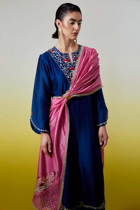Dark Pink Embroidered dupatta with lace detailing