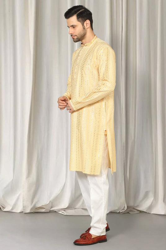 Harshollas Embroidered Kurta With Back Elastic Pants