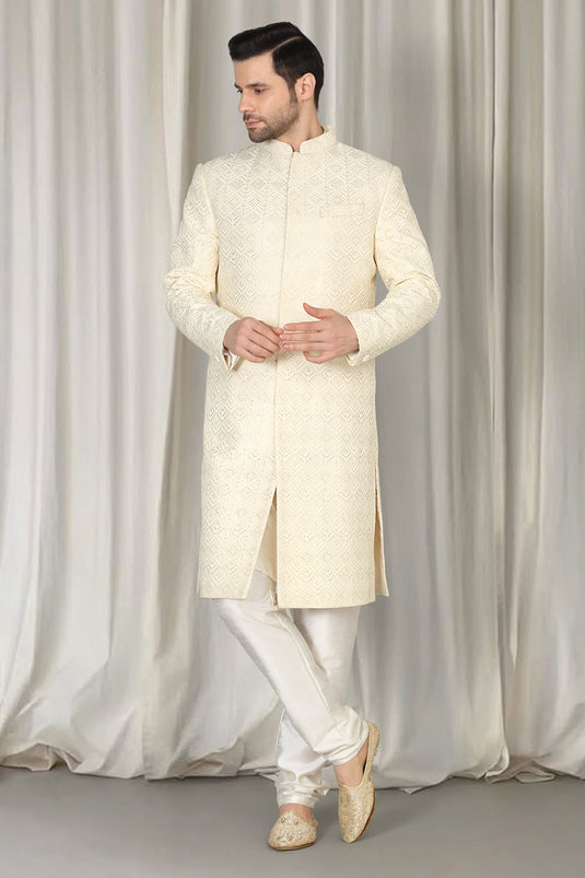 Jashne Bahaar Sherwani Set With Kurta , Dupatta And Pants