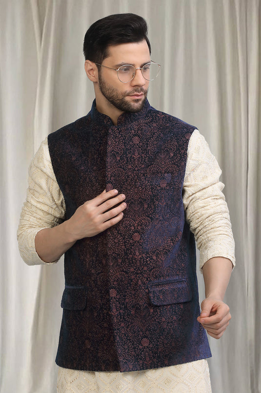 Khaas Intricate Embroidered Velvet Bandi Only