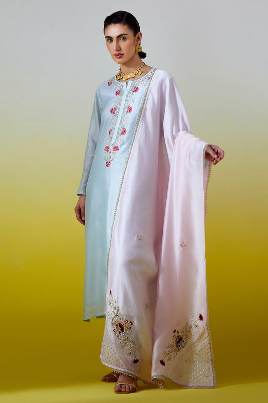 Light Pink Embroidered dupatta with lace detailing