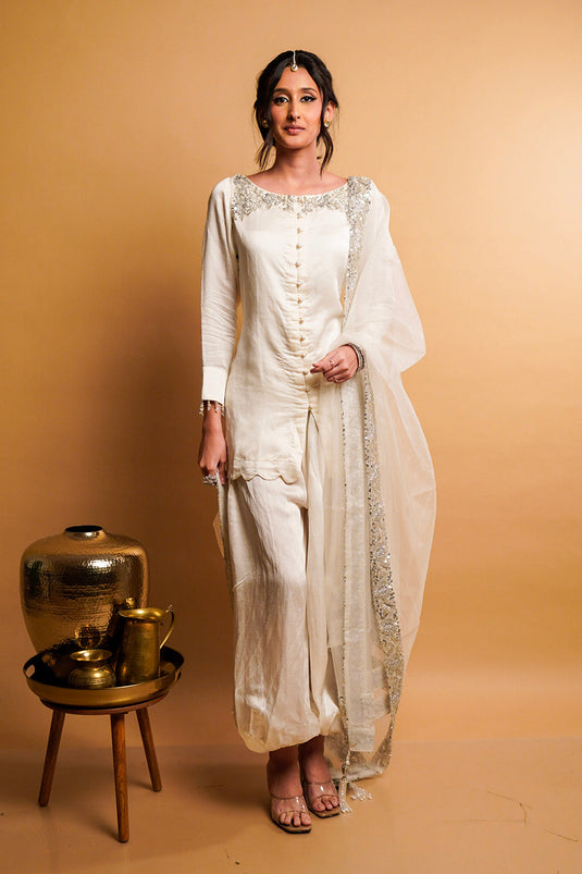 Luna Boat Neck Kurta with Balloon Pants Set