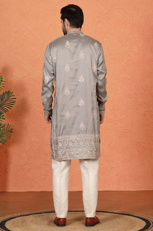 Maharaj Embroidered Kurta with Back Elastic Pants