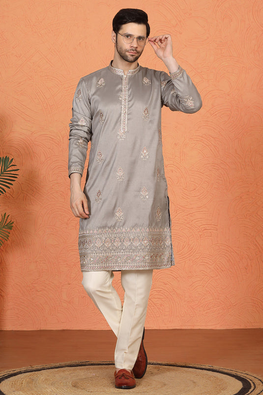 Maharaj Embroidered Kurta with Back Elastic Pants
