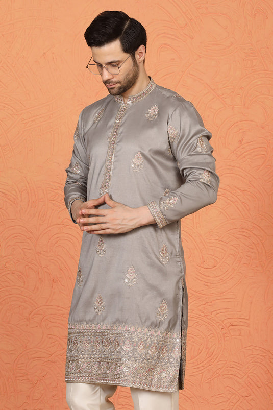 Maharaj Embroidered Kurta with Back Elastic Pants