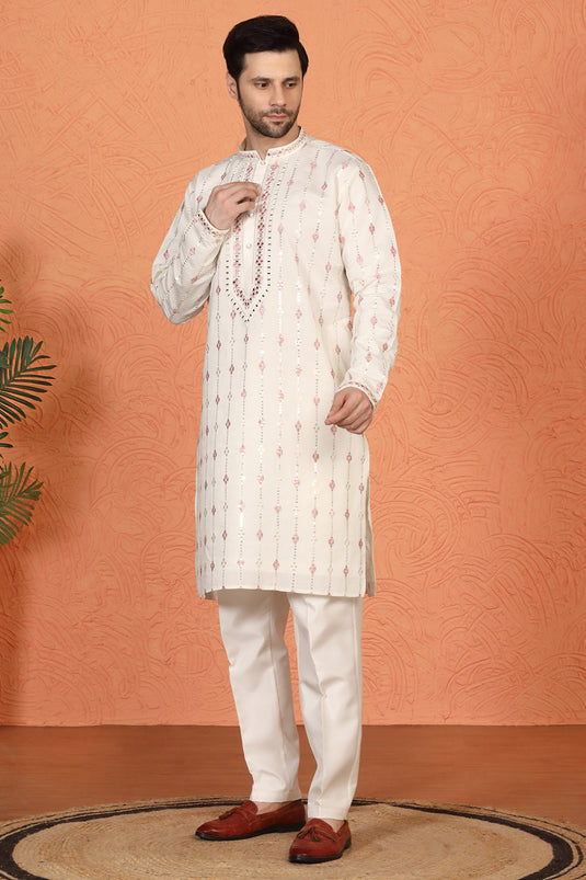 Mayuresh Mirror Embroidered Kurta with Back Elastic Pants