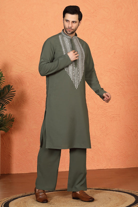 Nawaaz Embroidered Kurta with Loose Fit Parallel Matching Pants