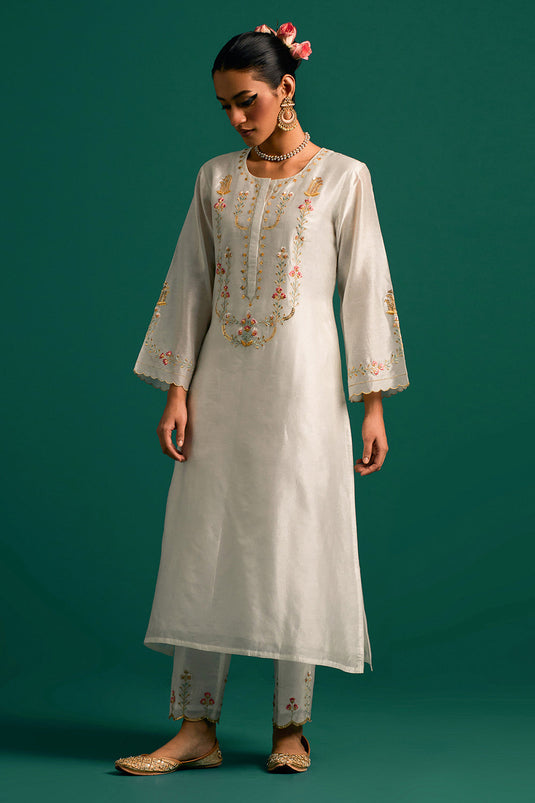 Off White hand embroidered silk chanderi kurta set