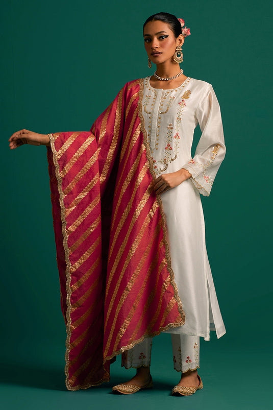 Off White hand embroidered silk chanderi kurta set with dark pink dupatta