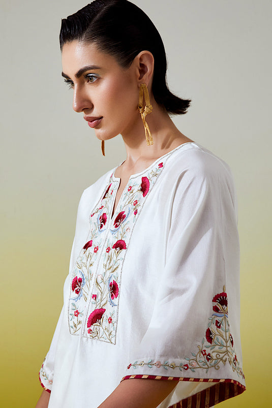 Off White Kaftan styke kurta with pant