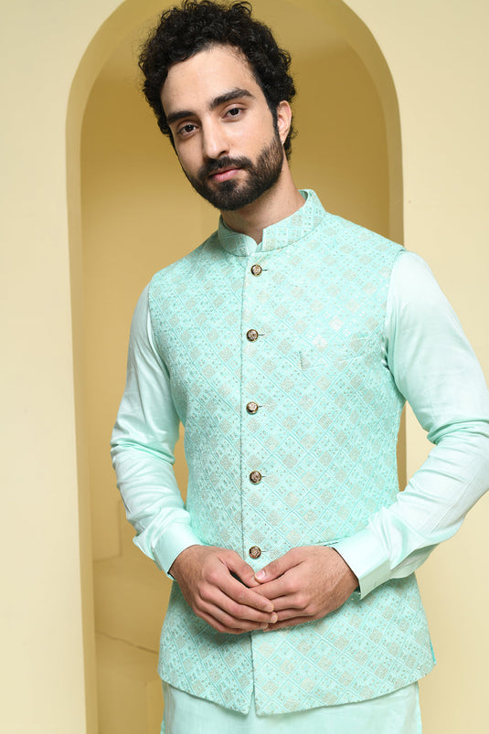 Pastel green Kurta Pants with complimenting silk jacket