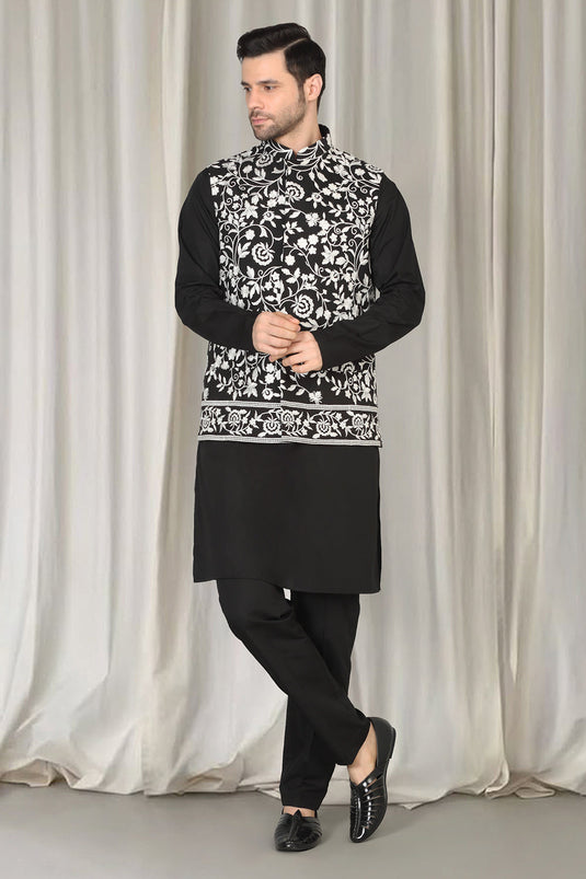 Phool Bahaar Embroidered Bandi With Kurta And Back Elastic Pants