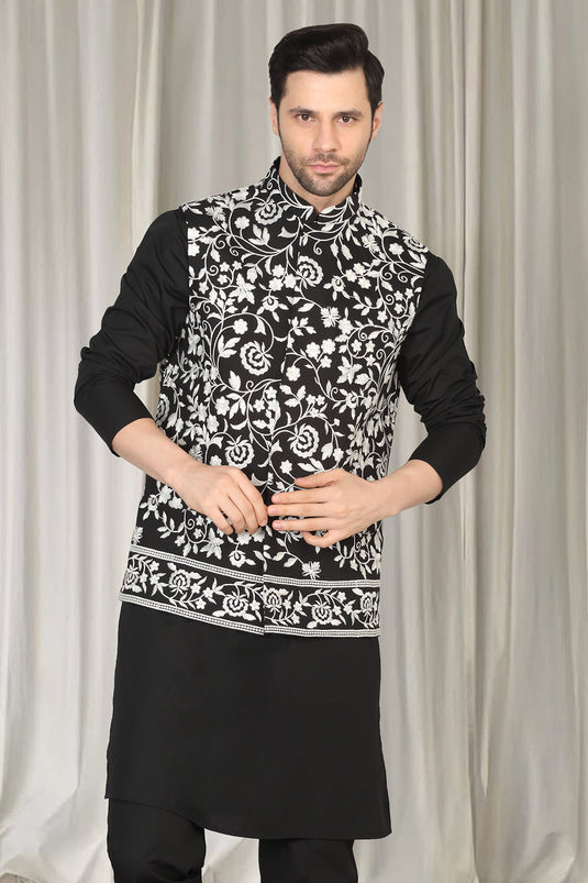 Phool Bahaar Embroidered Bandi With Kurta And Back Elastic Pants