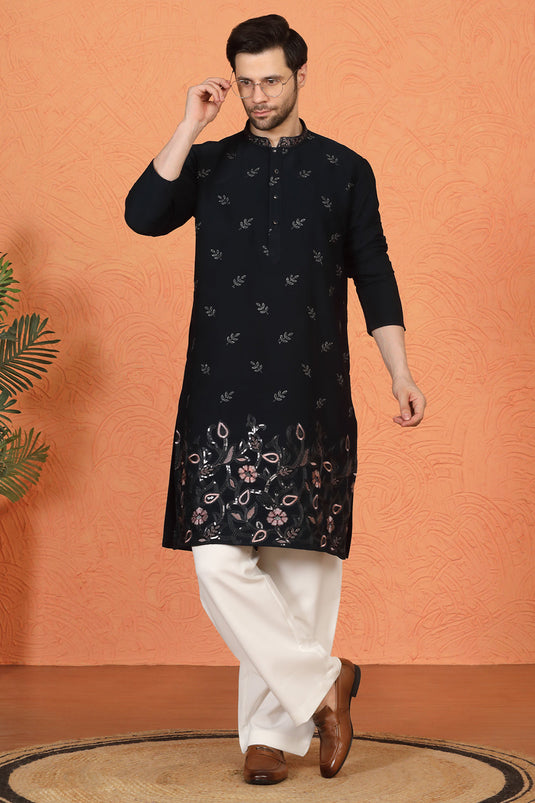 Phool Buta Patti Embroidered Kurta with Loose Fit Parallel Matching Pants