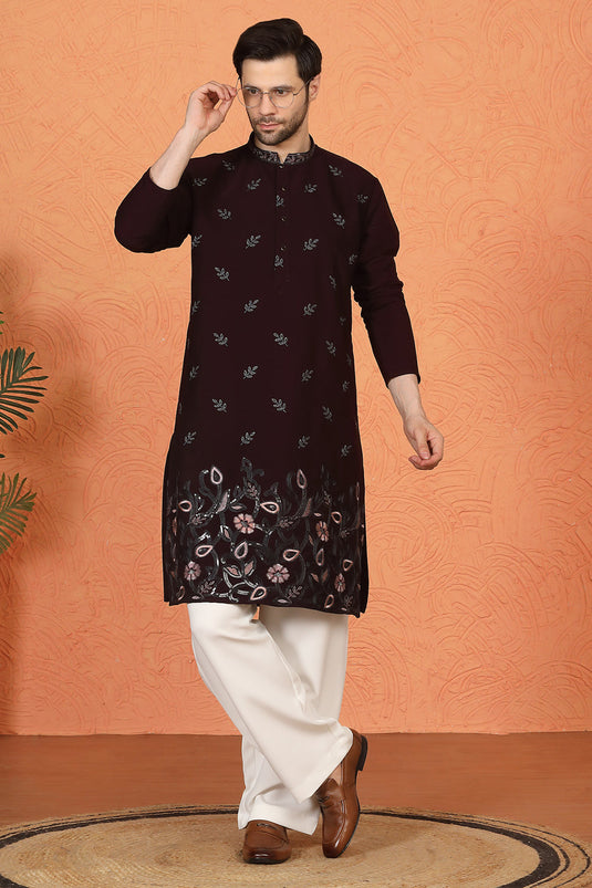 Phool Buta Patti Embroidered Kurta with Loose Fit Parallel Matching Pants