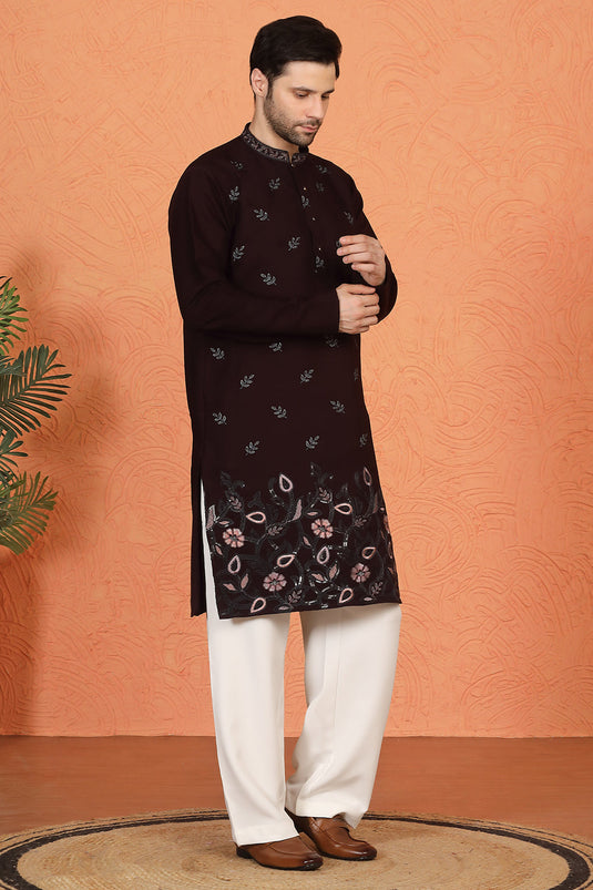 Phool Buta Patti Embroidered Kurta with Loose Fit Parallel Matching Pants