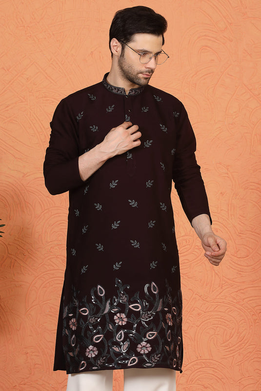 Phool Buta Patti Embroidered Kurta with Loose Fit Parallel Matching Pants