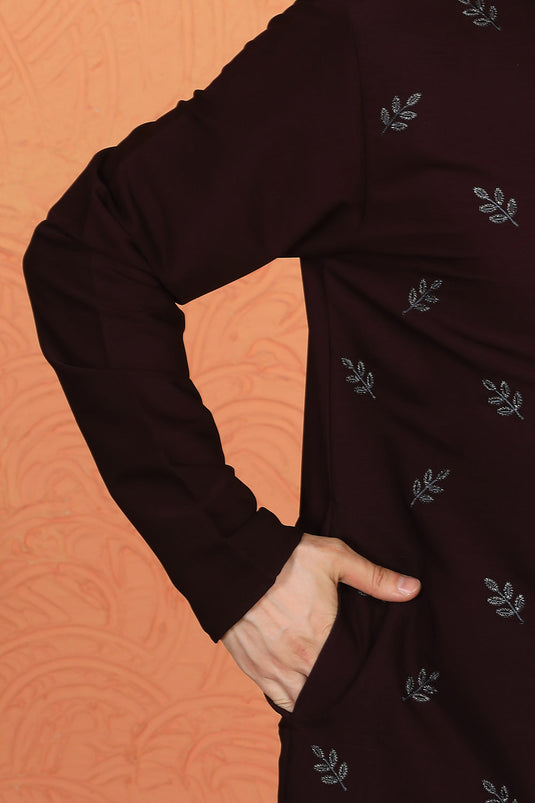 Phool Buta Patti Embroidered Kurta with Loose Fit Parallel Matching Pants