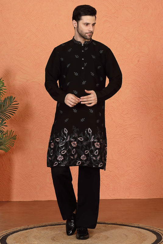Phool Buta Patti Embroidered Kurta with Loose Fit Parallel Matching Pants