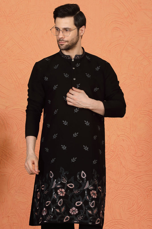 Phool Buta Patti Embroidered Kurta with Loose Fit Parallel Matching Pants