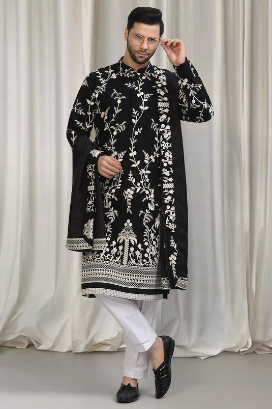 Phool Patti Embroidered Kurta With Back Elastic Pants And Dupatta
