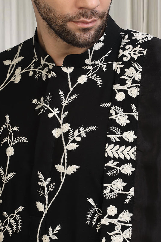 Phool Patti Embroidered Kurta With Back Elastic Pants And Dupatta