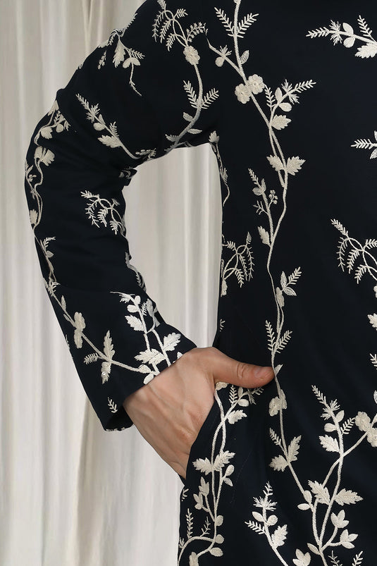 Phool Patti Embroidered Kurta With Back Elastic Pants And Dupatta