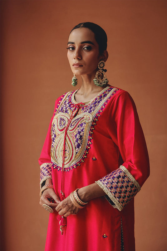 Rani Noor-E-Gulabi Set