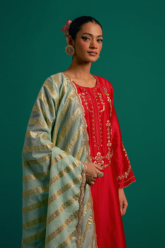 Red hand embroidered silk chanderi kurta set with green chanderi dupatta