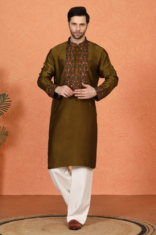 Swarna Utsav All Over Embroidered Kurta with Back Elastic Pants
