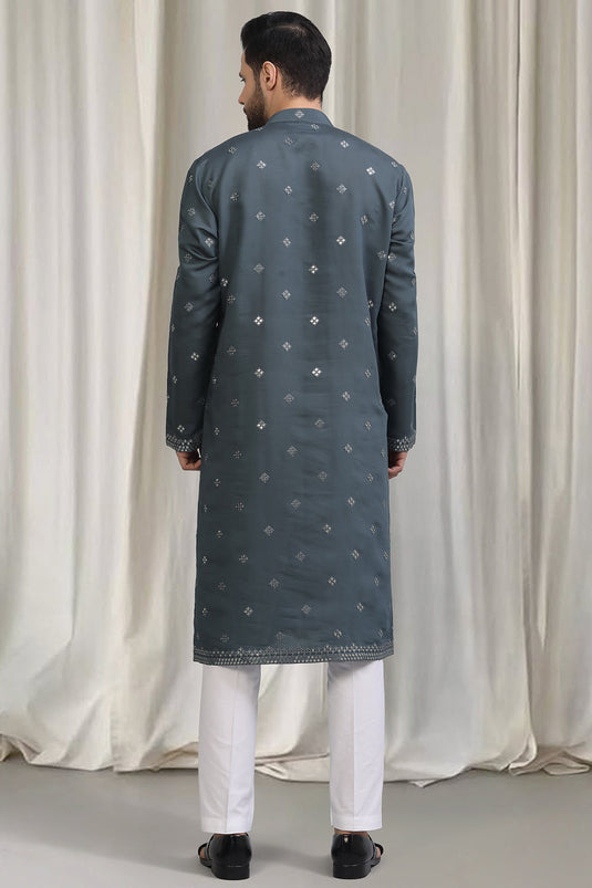 Tyohaar Mirror Embroidered Detail Kurta Set With Dupatta And Pants