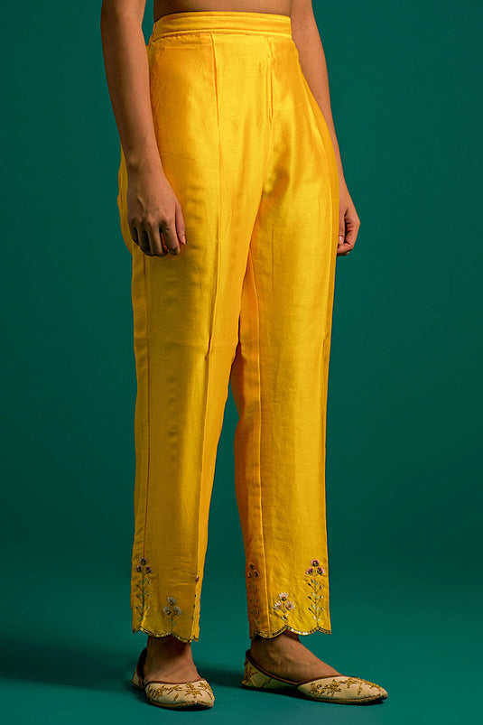 Yellow hand embroidered silk chanderi kurta set with wine chanderi dupatta