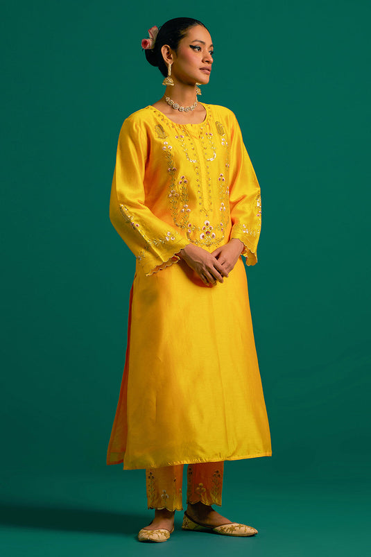 Yellow hand embroidered silk chanderi kurta set with wine chanderi dupatta