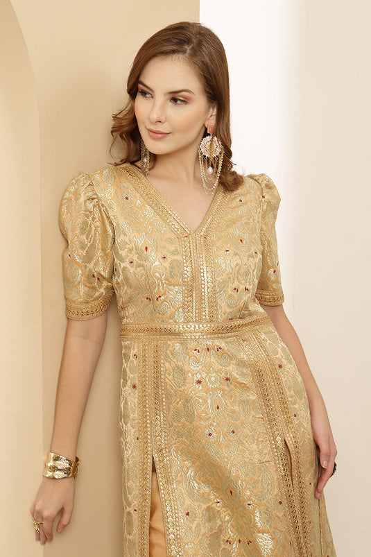 Zar-e-Nazneen