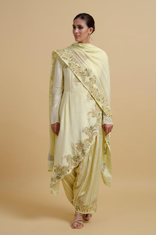 Indradevi Kurta Set