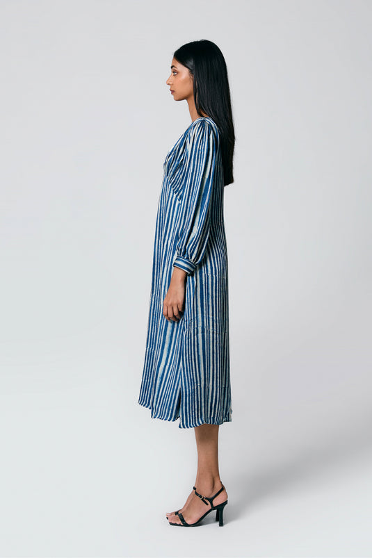 V neck dress