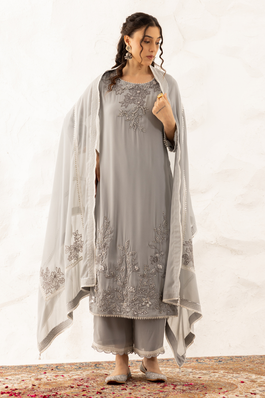 Yukti Suit With Plazzo